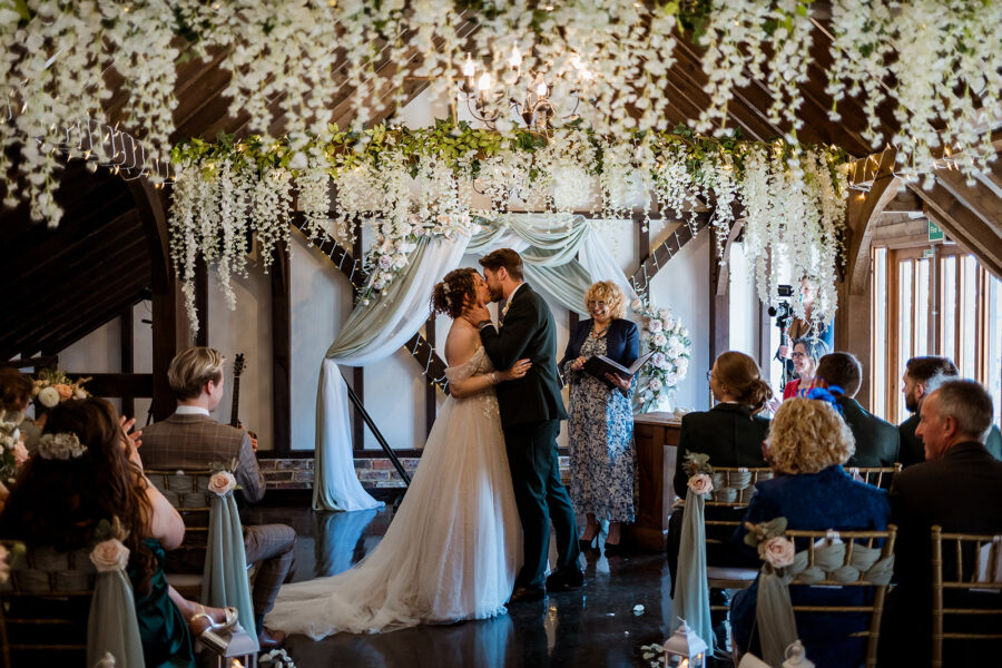 Holly Dan Wed 1 1502 Websize 900X600 at Blackstock Country Estate